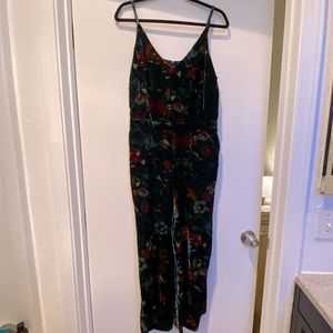 🌲 LOFT Velvet Jumpsuit - Size 12 NWOT 🌲
